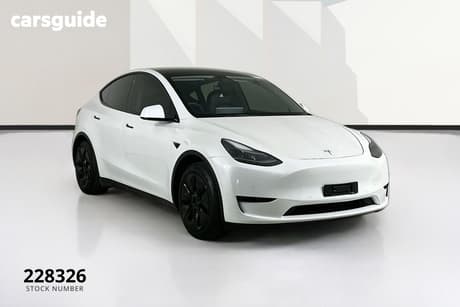 White 2022 Tesla Model Y Wagon Rear-Wheel Drive