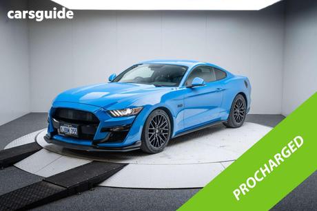 Blue 2017 Ford Mustang Coupe Fastback Gt 5.0 V8