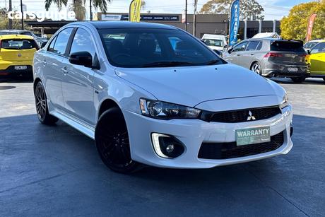 White 2017 Mitsubishi Lancer Sedan Es Sport