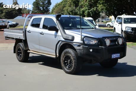 Silver 2021 Isuzu D-MAX Crew Cab Chassis Sx (4X4)