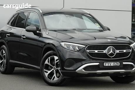 Black 2025 Mercedes-Benz GLC300 Wagon 4Matic Avantgarde