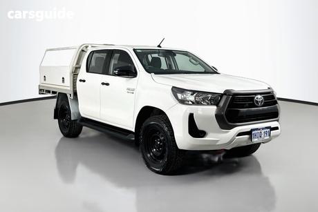 White 2020 Toyota Hilux Double Cab Chassis Sr (4X4)