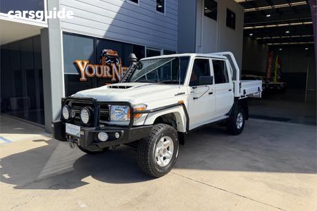 White 2020 Toyota Landcruiser Double Cab Chassis Gxl