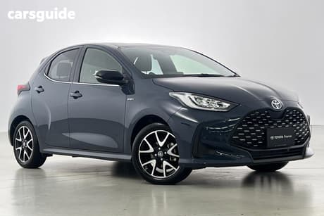 Grey 2025 Toyota Yaris Hatchback Zr Hybrid