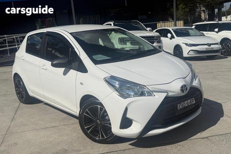 White 2019 Toyota Yaris Hatchback Ascent
