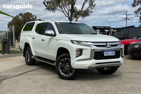 White 2020 Mitsubishi Triton Double Cab Pick Up Glx-R (4X4)