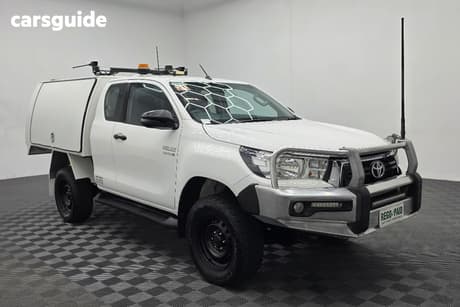 White 2019 Toyota Hilux X Cab Cab Chassis Sr (4X4)