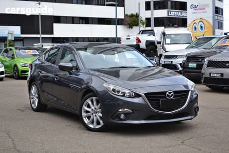 Grey 2016 Mazda 3 Sedan Sp25