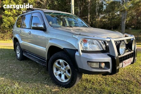 Gold 2004 Toyota Landcruiser Prado Wagon Grande (4X4)