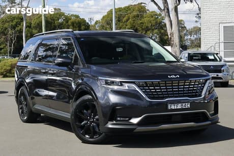 Grey 2022 Kia Carnival Wagon Platinum