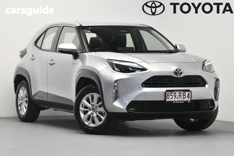 Silver 2025 Toyota Yaris Cross Wagon Gx Hybrid