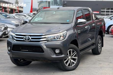 Grey 2018 Toyota Hilux Dual Cab Utility Sr5 (4X4)