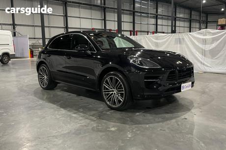 Black 2019 Porsche Macan Wagon S