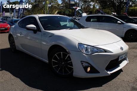 White 2014 Toyota 86 Coupe Gt