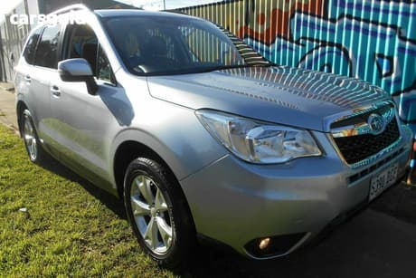 Silver 2014 Subaru Forester Wagon 2.5I
