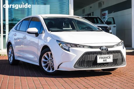 White 2022 Toyota Corolla Sedan Ascent Sport + Navigation