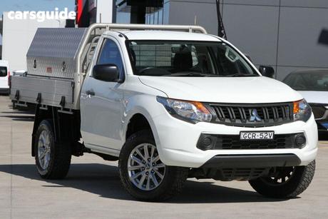 White 2016 Mitsubishi Triton Cab Chassis Glx