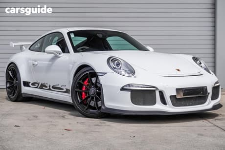 White 2014 Porsche 911 Coupe Gt3