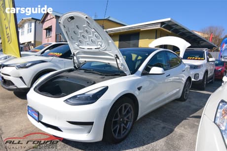 White 2022 Tesla Model 3 Sedan REAR-WHEEL DRIVE