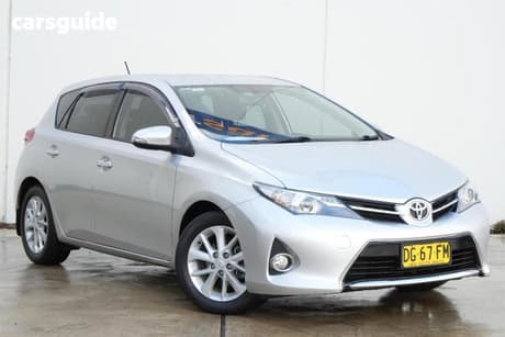 Silver 2013 Toyota Corolla Hatchback Ascent Sport