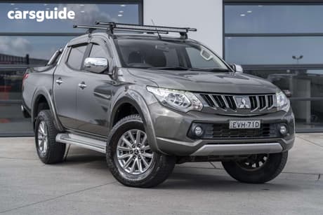 Green 2017 Mitsubishi Triton Dual Cab Utility Gls (4X4)