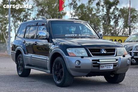Black 2005 Mitsubishi Pajero Wagon Exceed Lwb (4X4)