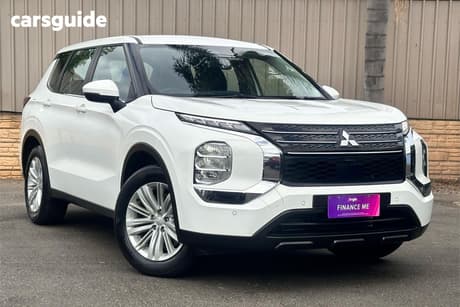 White 2024 Mitsubishi Outlander Wagon Es 5 Seat (2Wd)
