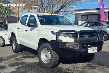 White 2019 Mitsubishi Triton Double Cab Pick Up Glx (4X4)