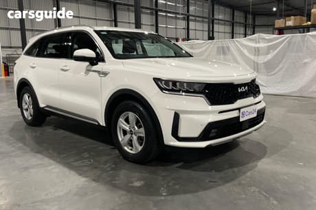 White 2023 Kia Sorento Wagon S 7 Seat