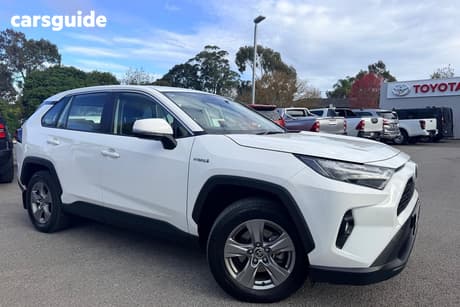 White 2023 Toyota RAV4 Wagon Gx (Awd) Hybrid
