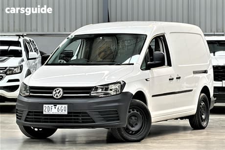 White 2019 Volkswagen Caddy Commercial TSI220 F