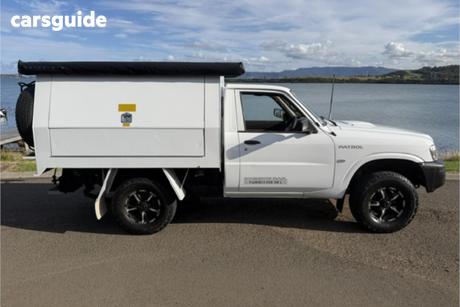 White 2011 Nissan Patrol Leaf Cab Chassis Dx (4X4)
