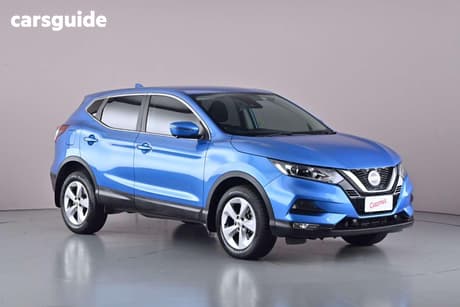 Blue 2019 Nissan Qashqai Wagon St+