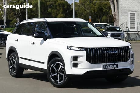 White 2025 Jaecoo J7 Wagon Track