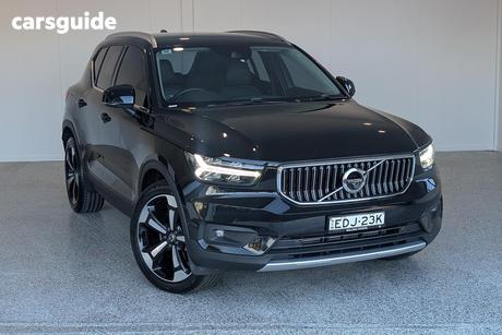 Black 2019 Volvo XC40 Wagon T4 Inscription (Awd)
