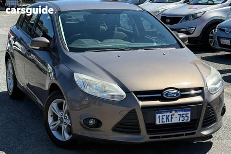Bronze 2013 Ford Focus Hatchback Trend