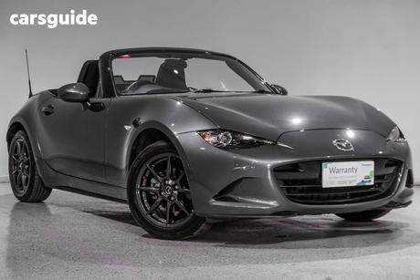 Grey 2015 Mazda MX-5 Roadster