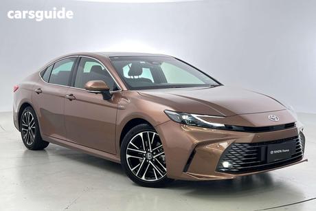 Bronze 2025 Toyota Camry Sedan Sl Hybrid