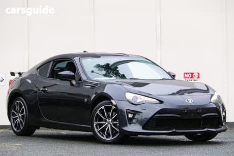 Grey 2016 Toyota 86 Coupe Gts