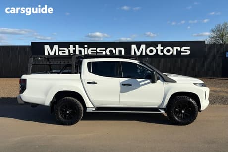 White 2022 Mitsubishi Triton Double Cab Pick Up Glx+ (4X4)