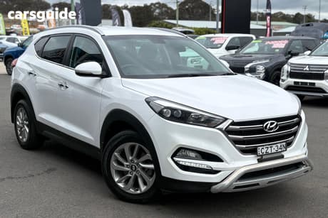 White 2015 Hyundai Tucson Wagon Elite (Awd)