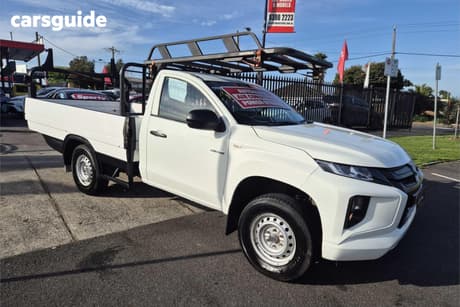 White 2020 Mitsubishi Triton Cab Chassis Glx