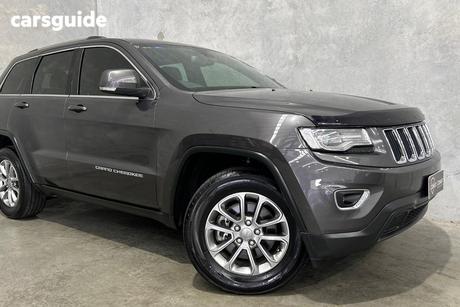 Grey 2015 Jeep Grand Cherokee Wagon Laredo (4X4)