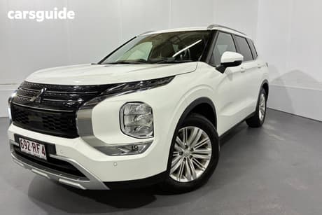 White 2024 Mitsubishi Outlander Wagon Ls 7 Seat (2Wd)