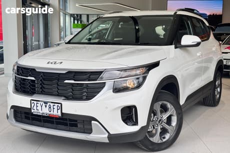 White 2026 Kia Seltos Wagon S (Fwd)