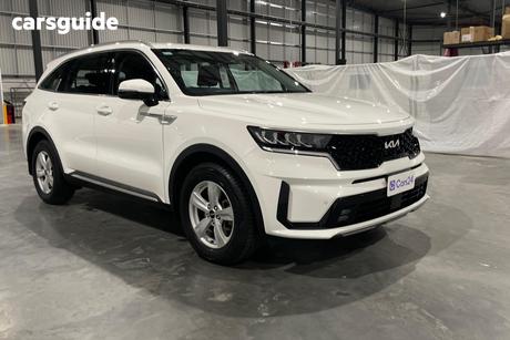 White 2023 Kia Sorento Wagon S 7 Seat