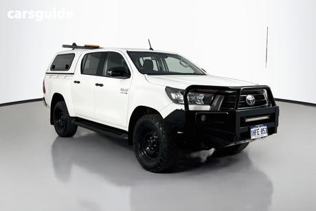 White 2020 Toyota Hilux Ute Tray SR