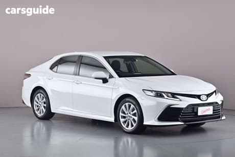 White 2021 Toyota Camry Sedan Ascent Hybrid