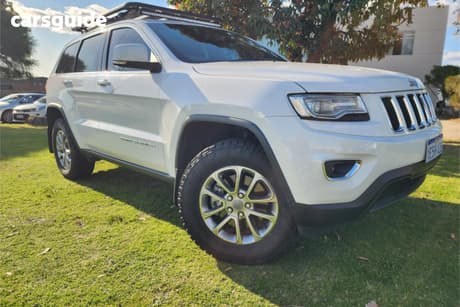 White 2014 Jeep Grand Cherokee Wagon Laredo (4X4)