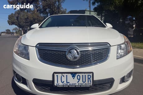 White 2014 Holden Cruze Hatchback Equipe